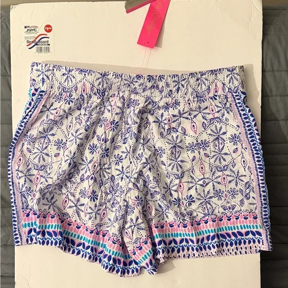 Lilly Pulitzer Blue and Pink Patterned High Waist Shorts - Picture 4 of 6